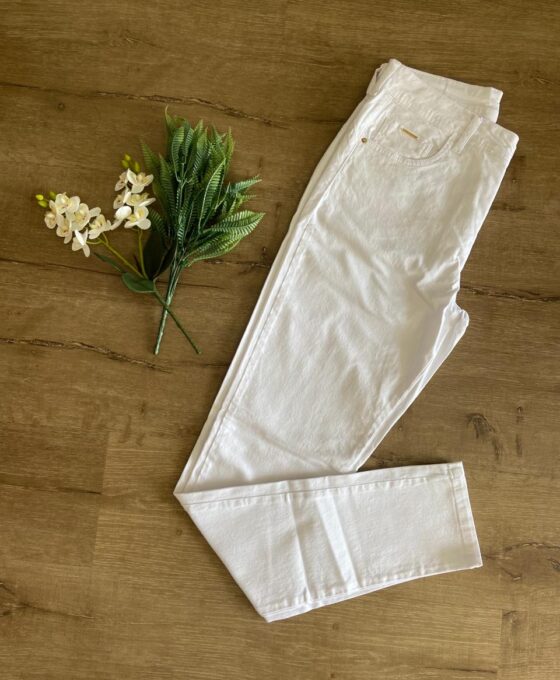 Calça Skinny Feminino Branco Cós Médio - Fact Jeans - Chiaro di Luna